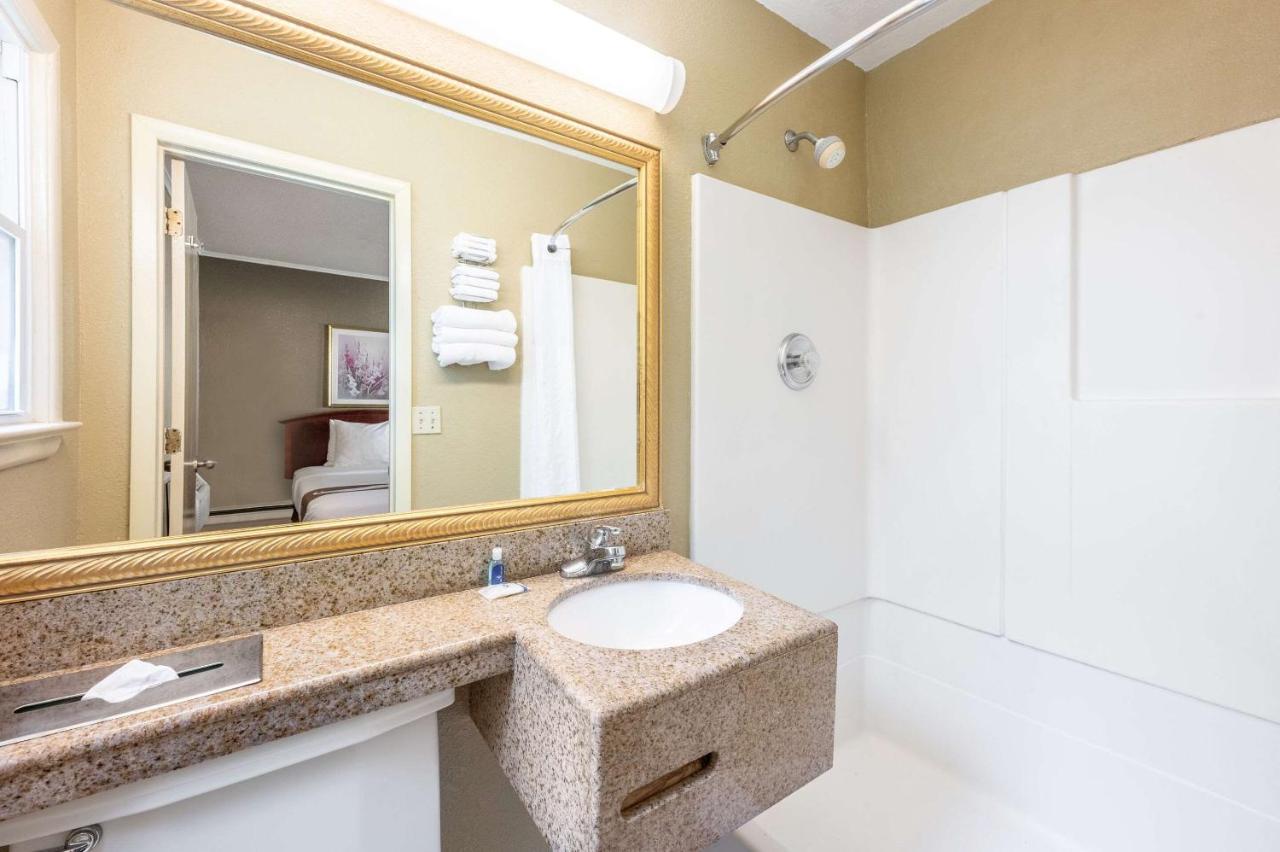 Rodeway Inn Πουκίπσι Εξωτερικό φωτογραφία